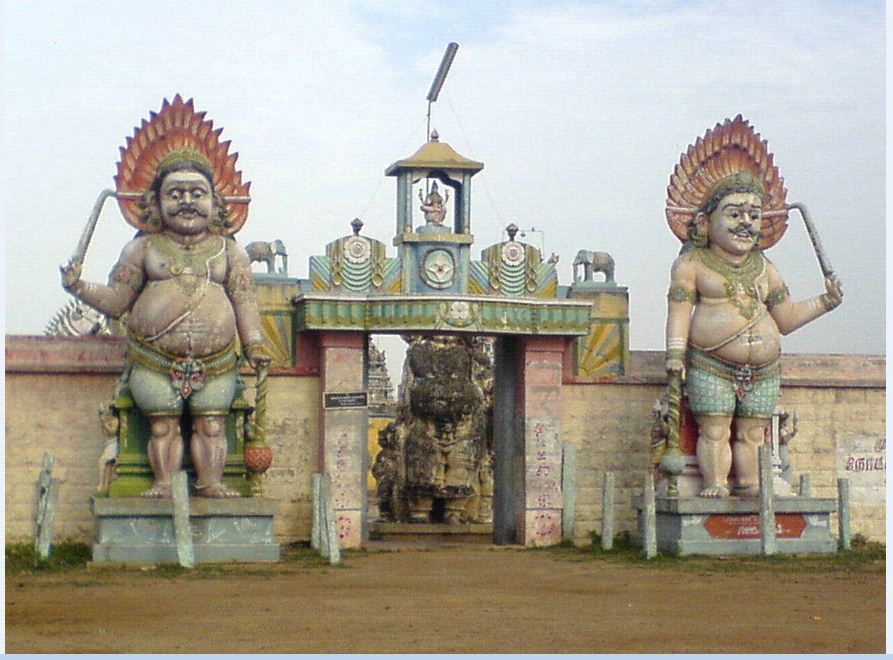 Vallatikaarar kovil